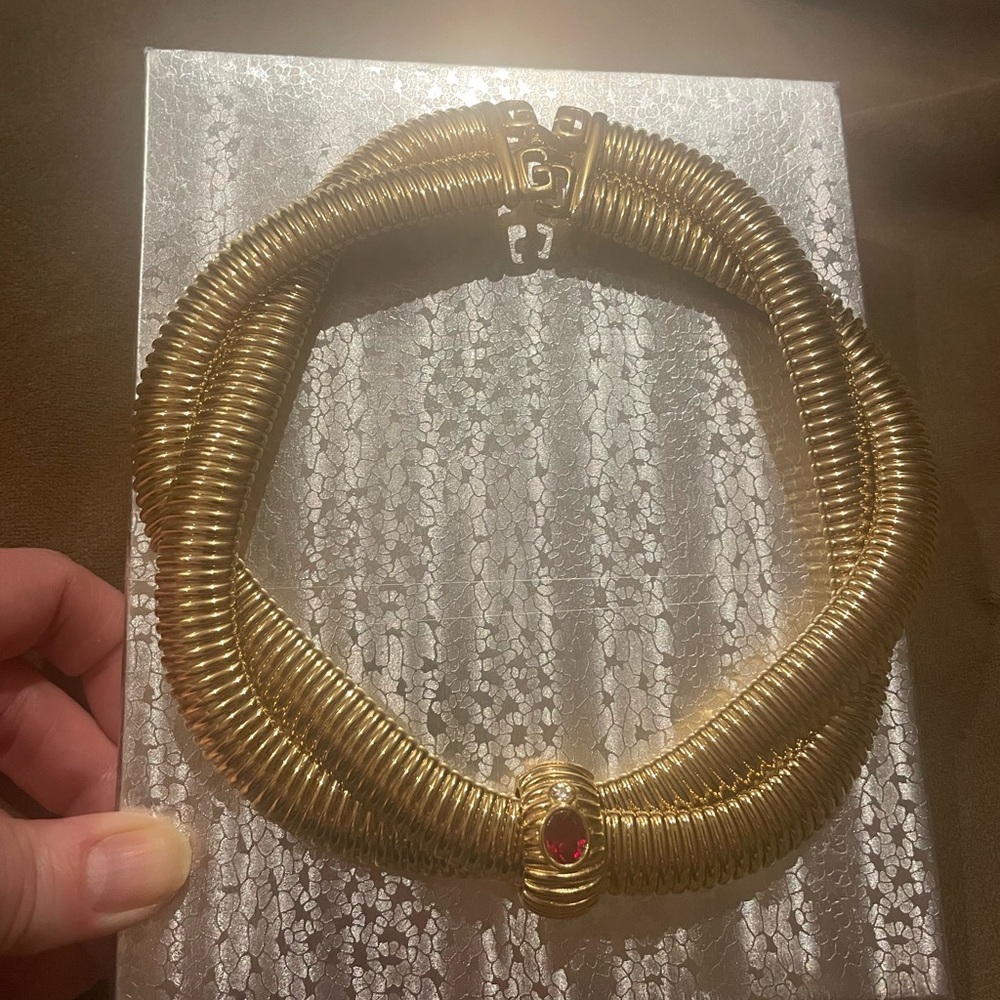 Vintage 1980s Givenchy Gold Stovepipe Necklace - RARE - Picture 6 of 6